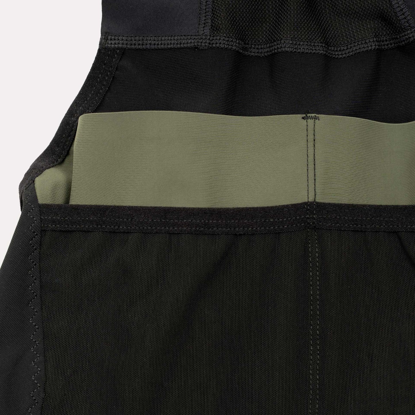 6Pockets Cargo bib MEN - BLK/N.GRN